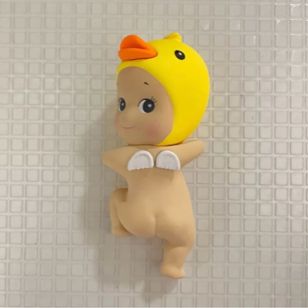 SONY ANGEL DUCK HIPPER!